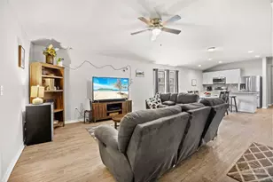 3210 Electra Dr, Milton, FL 32583 - Photo 14