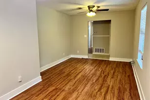 5905 Pamela Dr, Milton, FL 32570 - Photo 8