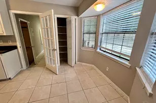 5905 Pamela Dr, Milton, FL 32570 - Photo 6