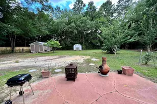 5905 Pamela Dr, Milton, FL 32570 - Photo 20