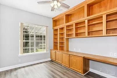 2010 Downing Dr, Pensacola, FL 32505 - Photo 12