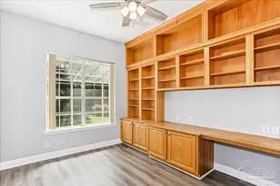 2010 Downing Dr, Pensacola, FL 32505 - Photo 12