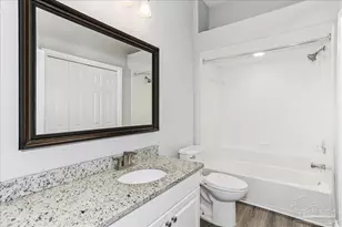 2010 Downing Dr, Pensacola, FL 32505 - Photo 18