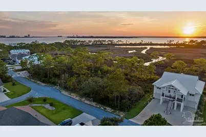 5314 North Shore Rd, Pensacola, FL 32507 - Photo 1