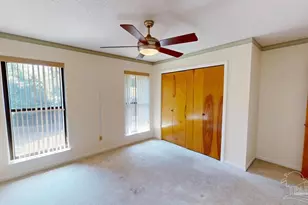 2221 Oxford Dr, Pensacola, FL 32503 - Photo 12
