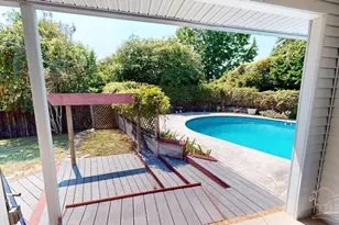 2221 Oxford Dr, Pensacola, FL 32503 - Photo 16