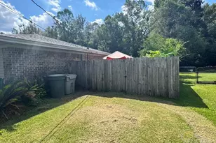 1347 Woodfield Dr, Cantonment, FL 32533 - Photo 40