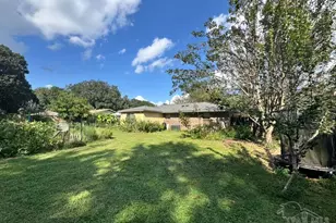 1347 Woodfield Dr, Cantonment, FL 32533 - Photo 44