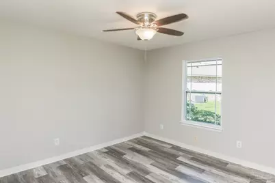 3971 Sunny Manor Cr, Milton, FL 32583 - Photo 12