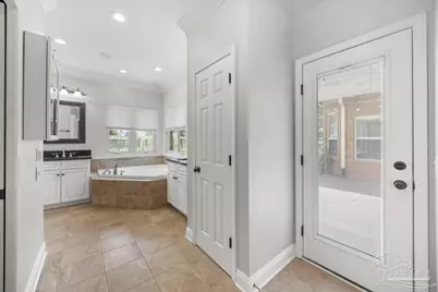 2208 McLeod St, Pensacola, FL 32502 - Photo 24