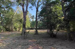 2704 Eureka Ln, Pensacola, FL 32526 - Photo 1