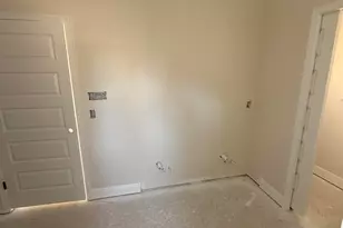 6094 Ashton Woods Cir, Milton, FL 32570 - Photo 16