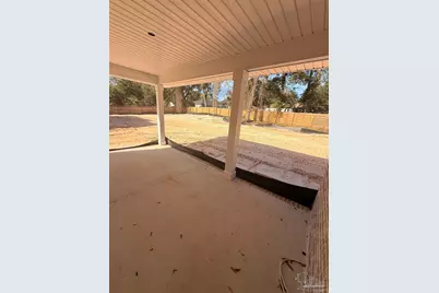 6094 Ashton Woods Cir, Milton, FL 32570 - Photo 8