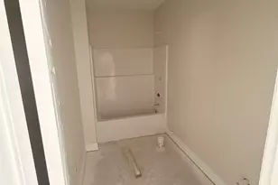 6094 Ashton Woods Cir, Milton, FL 32570 - Photo 14