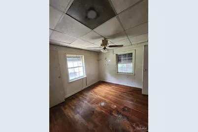 7717 Pontiac Dr, Pensacola, FL 32506 - Photo 14