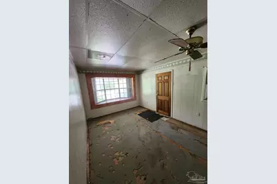 7717 Pontiac Dr, Pensacola, FL 32506 - Photo 10