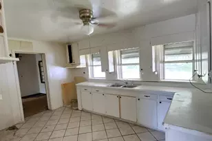 7717 Pontiac Dr, Pensacola, FL 32506 - Photo 6