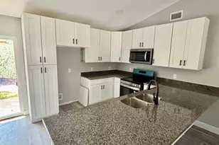 5585 Santa Monica St, Milton, FL 32583 - Photo 6