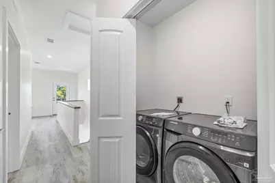 1940 Barrancas Ave, Pensacola, FL 32502 - Photo 38