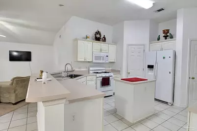 213 Newberry St, Cantonment, FL 32533 - Photo 4