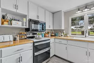 2436 Renfroe Rd, Pace, FL 32571 - Photo 16