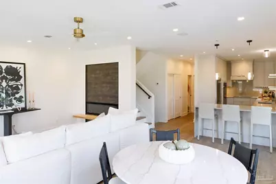 113 Bayshore Dr, Pensacola, FL 32507 - Photo 10