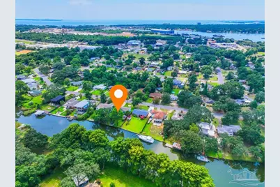 3290 Bayou Dr, Pensacola, FL 32505 - Photo 40