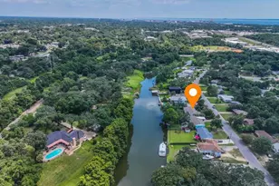 3290 Bayou Dr, Pensacola, FL 32505 - Photo 34