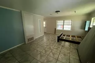 3115 W Gadsden St, Pensacola, FL 32501 - Photo 4