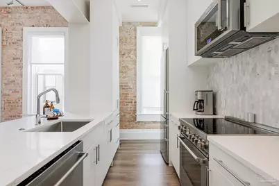 17 Palafox Pl #307, Pensacola, FL 32502 - Photo 6