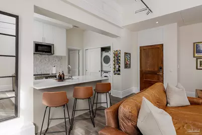 17 Palafox Pl #307, Pensacola, FL 32502 - Photo 8