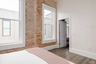 17 Palafox Pl, Pensacola, FL 32502 - Photo 12