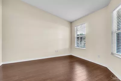 5305 Dalton Cir, Milton, FL 32570 - Photo 6