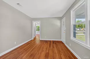 320 Chaseville St, Pensacola, FL 32507 - Photo 8