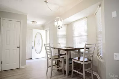 3876 Mariners Dr, Gulf Breeze, FL 32563 - Photo 10