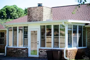 3876 Mariners Dr, Gulf Breeze, FL 32563 - Photo 36