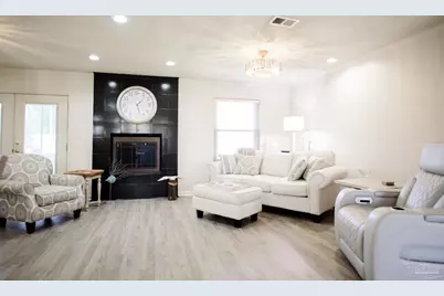 3876 Mariners Dr, Gulf Breeze, FL 32563 - Photo 6