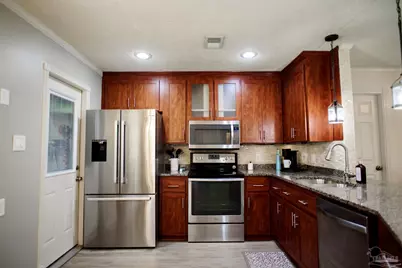 3876 Mariners Dr, Gulf Breeze, FL 32563 - Photo 14