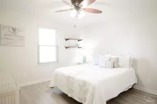 3876 Mariners Dr, Gulf Breeze, FL 32563 - Photo 22