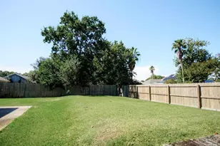 3876 Mariners Dr, Gulf Breeze, FL 32563 - Photo 40