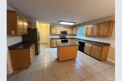 5819 Hermitage Cir, Milton, FL 32570 - Photo 10