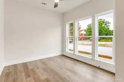 16 S M St, Pensacola, FL 32502 - Photo 16