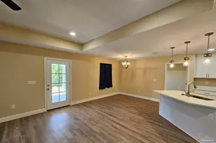 295 W Kingfield Rd, Cantonment, FL 32533 - Photo 10