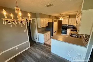 5857 Vestavia Ln, Pensacola, FL 32526 - Photo 8