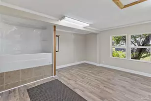 7103 Mobile Hwy, Bellview, FL 32526 - Photo 14