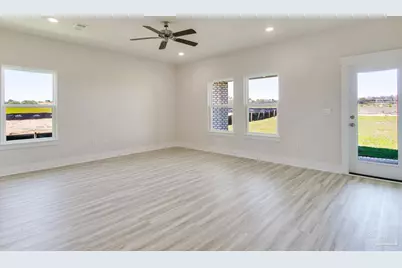 8649 Russellcross Blvd, Pensacola, FL 32507 - Photo 8