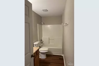 1760 W Strong St, Pensacola, FL 32501 - Photo 10