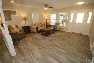 5720 Redwood Dr, Milton, FL 32570 - Photo 8