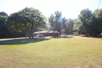 5720 Redwood Dr, Milton, FL 32570 - Photo 4