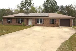 1810 Winding Creek Cir, Cantonment, FL 32533 - Photo 2